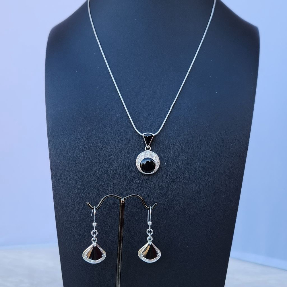 Vintage Butler Sterling Silver Onyx Necklace and Earrings Set